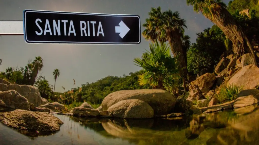 Esta es la carretera que lleva a las aguas termales de Santa Rita