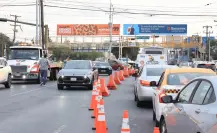 Realiza Monterrey ajustes en carril de contraflujo en Morones Prieto