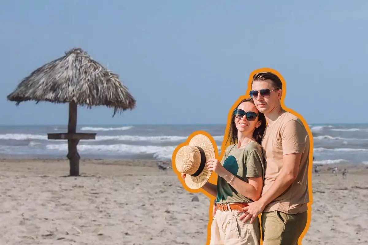 La Playa Bagdad ofrece a sus visitantes una variedad de actividades acuáticas y una rica gastronomía. Foto: Canva