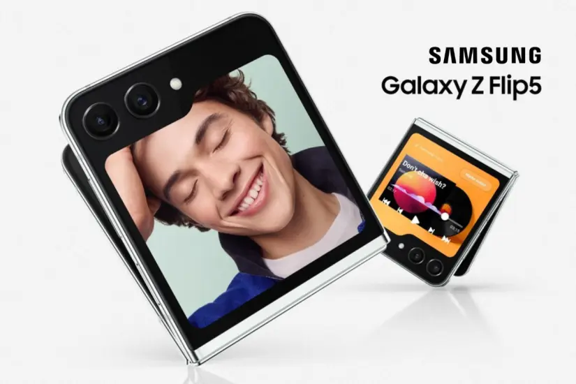 En la pelea por dominar los celulares plegables, Motorola y Samsung compiten fuerte y la inteligencia artificial ya eligió ganador. Foto: Canva
