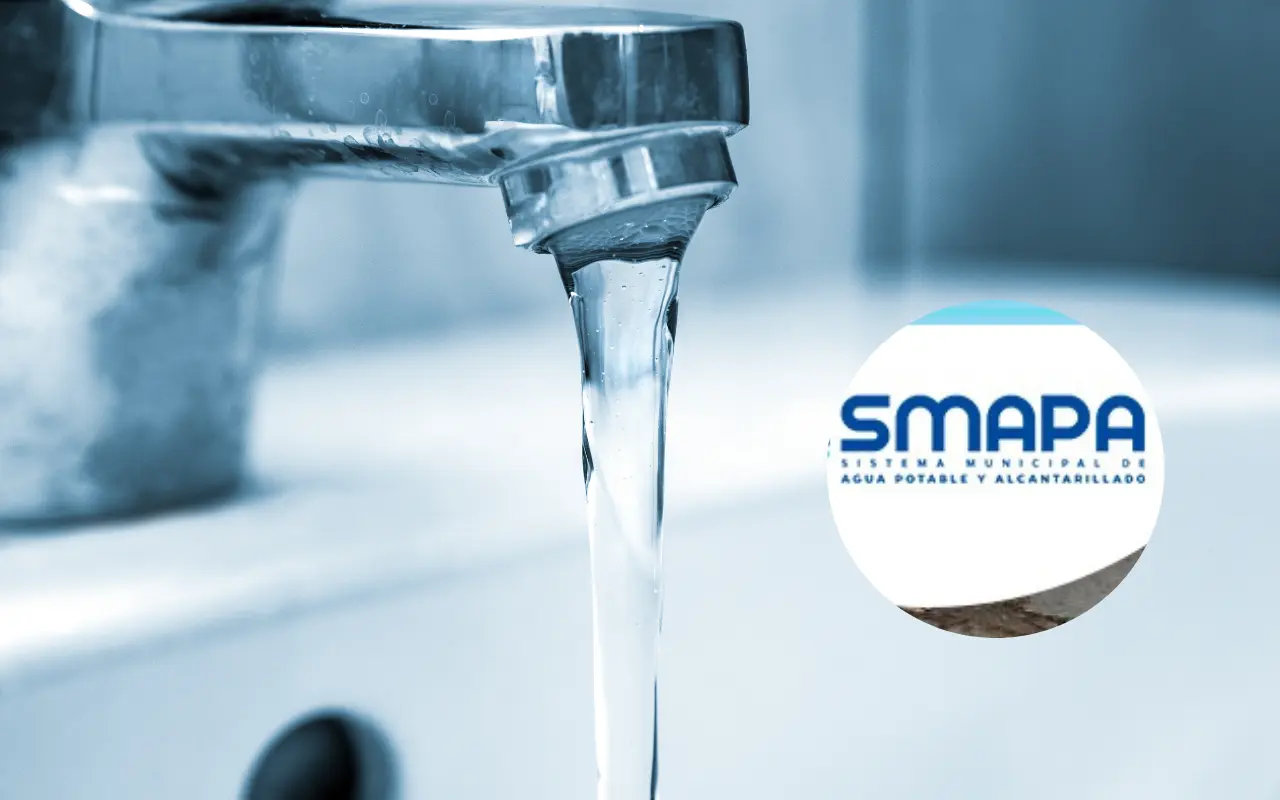 Llave del agua abierta y logo de SMAPA. Foto: Canva / Facebook (SMAPA Tuxtla)