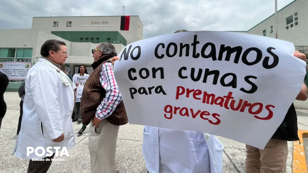 Médicos protestan en Toluca: denuncian falta de insumos y pagos en Hospital de la Mujer