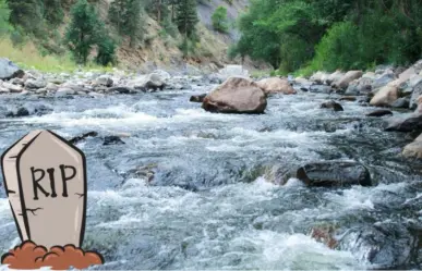 Junto a este río de Durango hay un asombroso pueblo que tiene un antiguo panteón