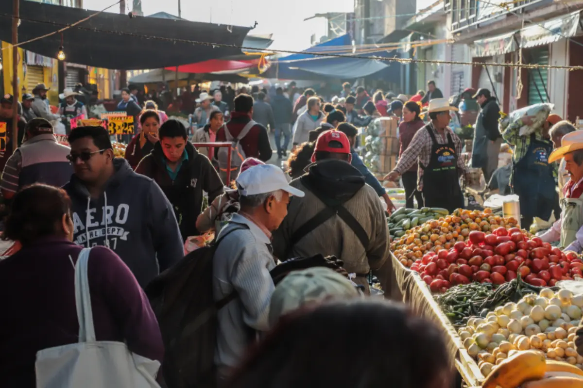 El tianguis más antiguo y extenso de Ozumba. Foto: X(@BlancoQuetzal)