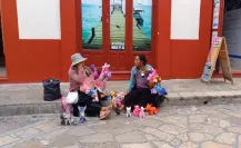 Productos importados desplazan artesanías locales en San Cristóbal de las Casas, Chiapas