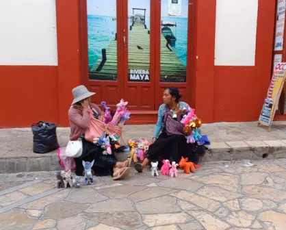 Productos importados desplazan artesanías locales en San Cristóbal de las Casas, Chiapas