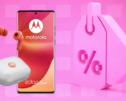 Liverpool te regala unos audífonos en la compra de este celular Motorola con descuento