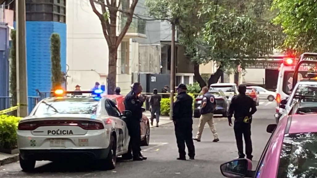 Mujer muere tras caer de un piso 15 en Polanco; investigan posible feminicidio