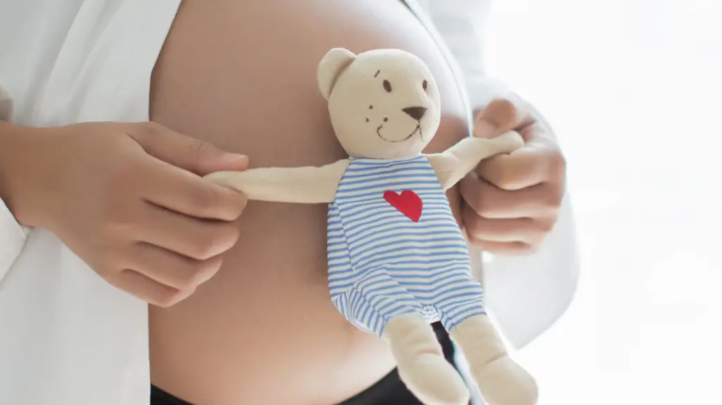 Proponen reforma para que hospitales denuncien casos de embarazo infantil en Nuevo León