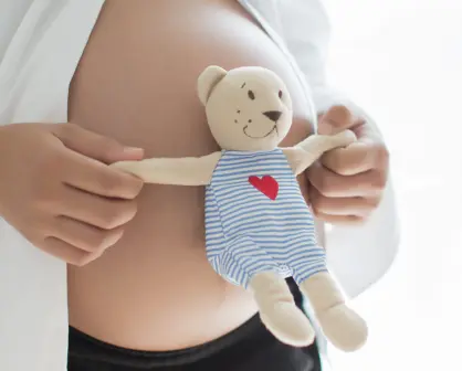 Proponen reforma para que hospitales denuncien casos de embarazo infantil en Nuevo León
