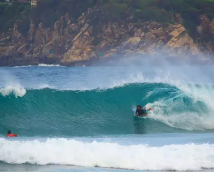 Esta playa de Oaxaca es ideal para los amantes del surf
