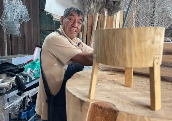 El taller secreto de Pantitlán que hace a mano los troncos para taquerías de la CDMX
