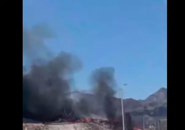 Incendio en relleno sanitario de La Paz moviliza a los bomberos