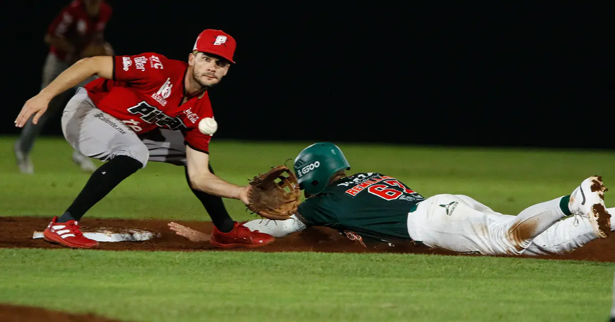 Los Leones de Yucatán perdieron la noche del miércoles ante los Piratas de Campeche en el segundo juego del Clásico Peninsular que se jugó en el Kukulcán.- Fuente Leones de Yucatán