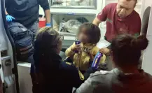 Niña de 2 años deambula sola en CDMX; policías la salvan tras presunto descuido de su abuela