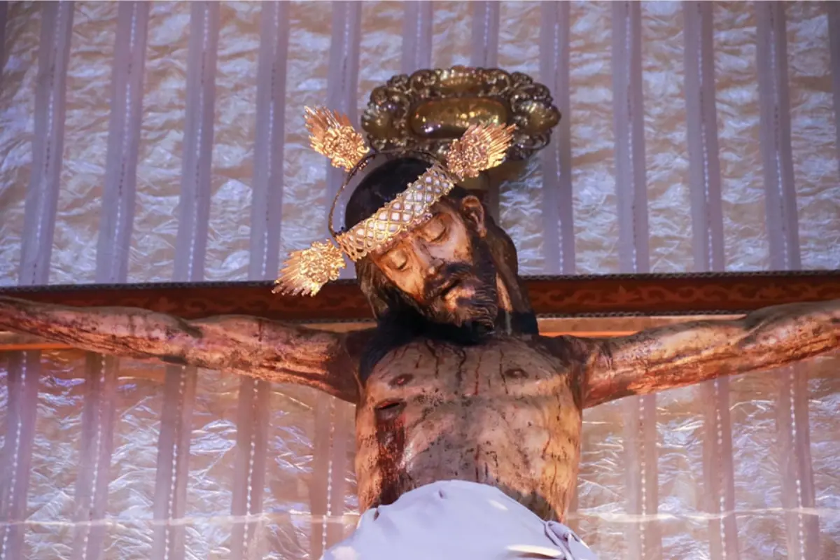 El Novenario inicia con el descenso de la imagen el 27 de julio, y culmina con su ascenso de regreso el 7 de agosto./Foto: Santo Cristo Saltillo