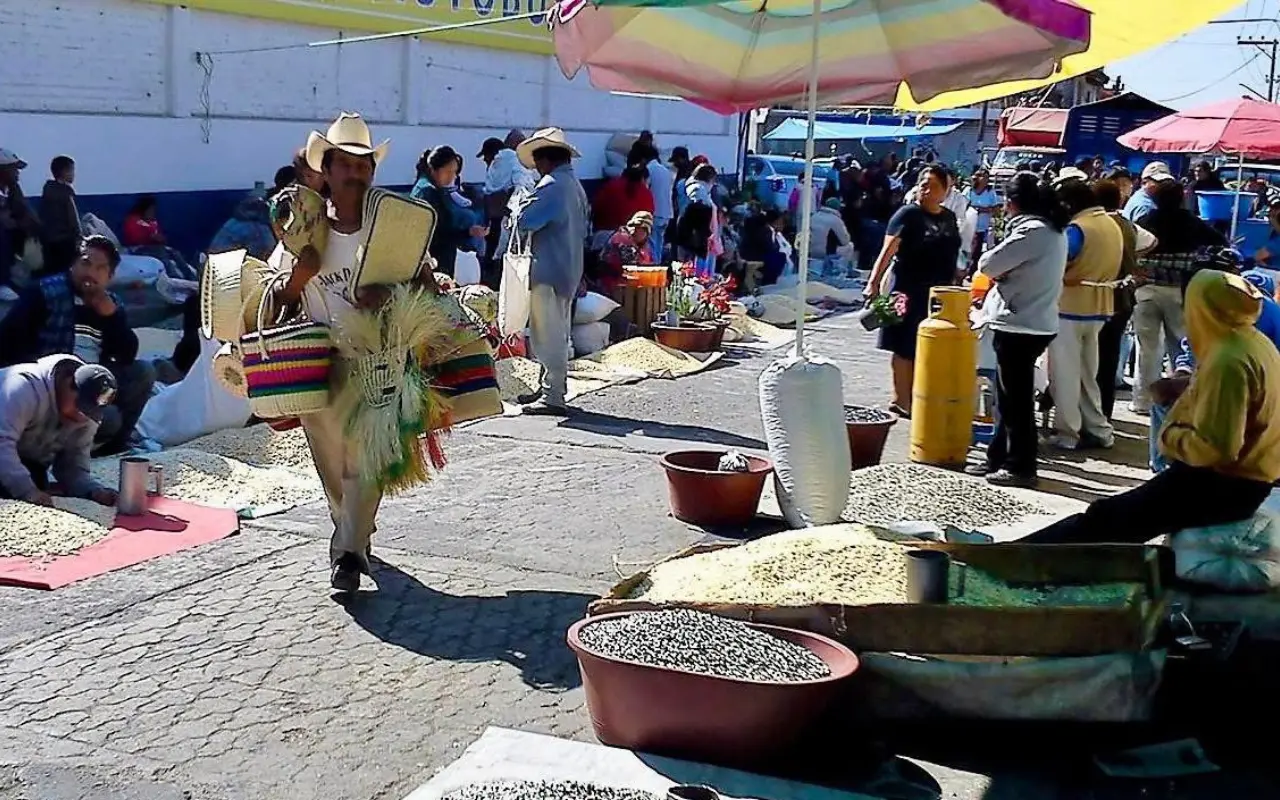 Tianguis del Trueque de Santiago Tianguistenco. Foto: FB/ Subsecretaría de Turismo del Gobierno del Estado de México