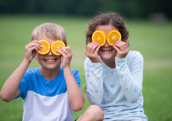 5 snacks fríos y saludables para niños en vacaciones de verano