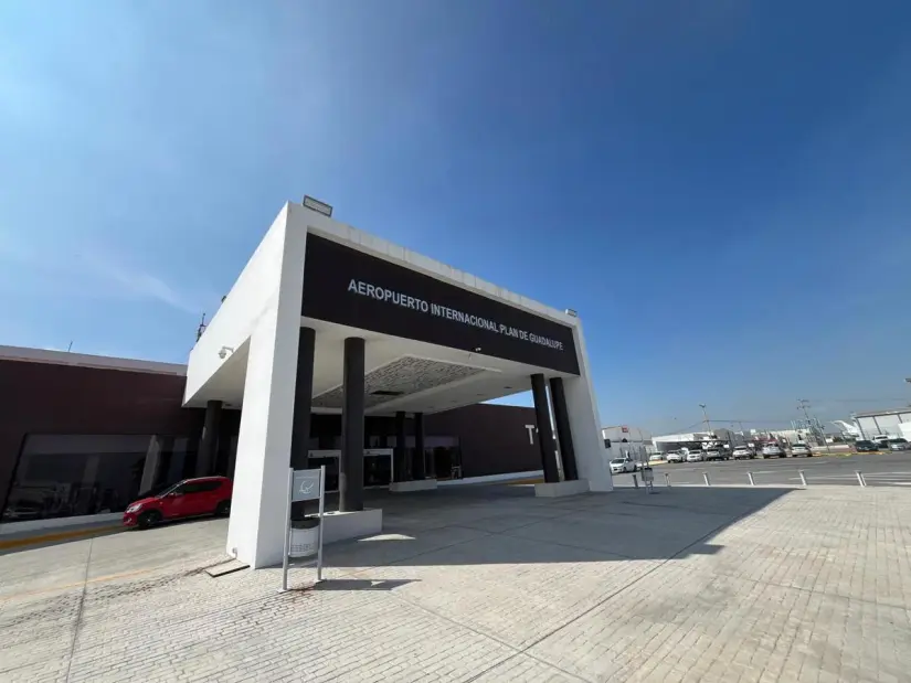 Aeropuerto SLW en Ramos Arizpe / Foto: Marco Juárez 