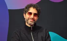 Benny Ibarra causa revuelo en un teatro de la Ciudad de México