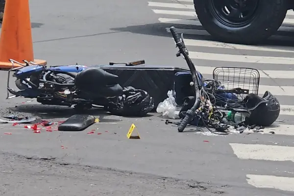 Muere ciclista atropellado por tráiler en cruce peatonal de Azcapotzalco