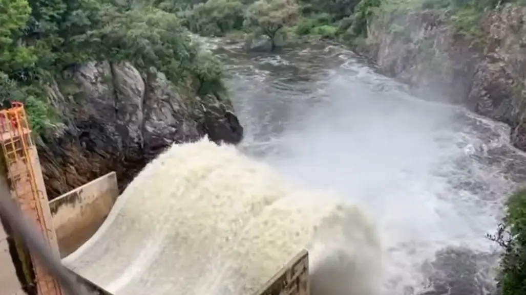 Desfogan Presa Allende y lanzan alerta en 10 municipios de Guanajuato
