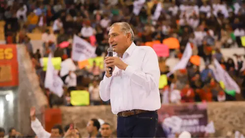 Reaparece Adán Augusto y se deslinda de acusaciones contra Hernán Bermúdez