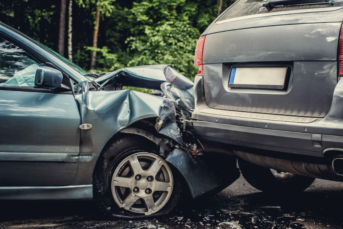 Prevé accidentes en carretera o en el hogar con las recomendaciones emitidas por las autoridades. Foto: Freepik