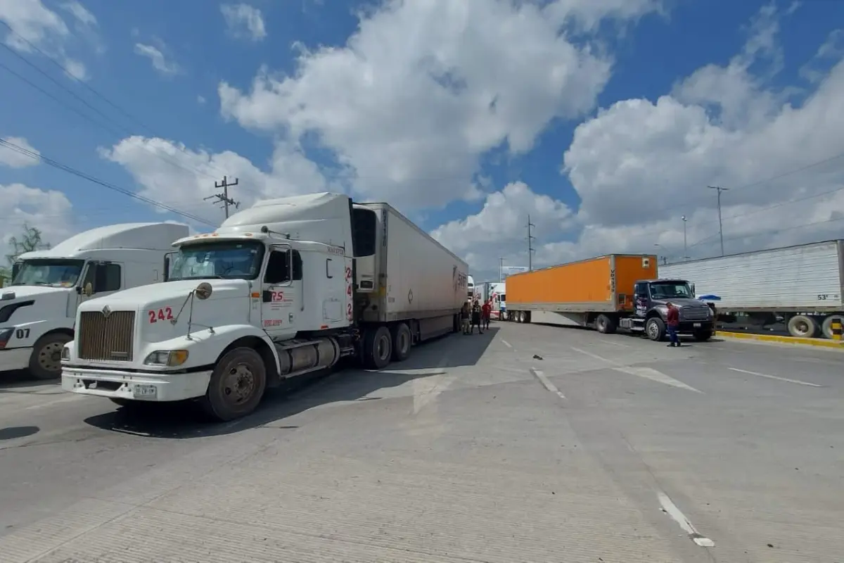 Los sorgueros inconformes han bloqueado carreteras y puentes internacionales. Foto: Ramón Sánchez