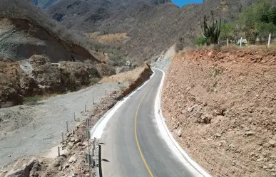 La carretera de Durango que conecta la San Ignacio - Tayoltita con la capital del estado