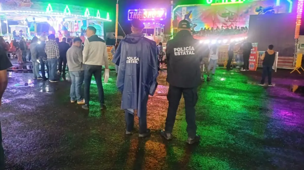 Aseguran policías 10 armas blancas en el primer día de la Feria de Durango 2025