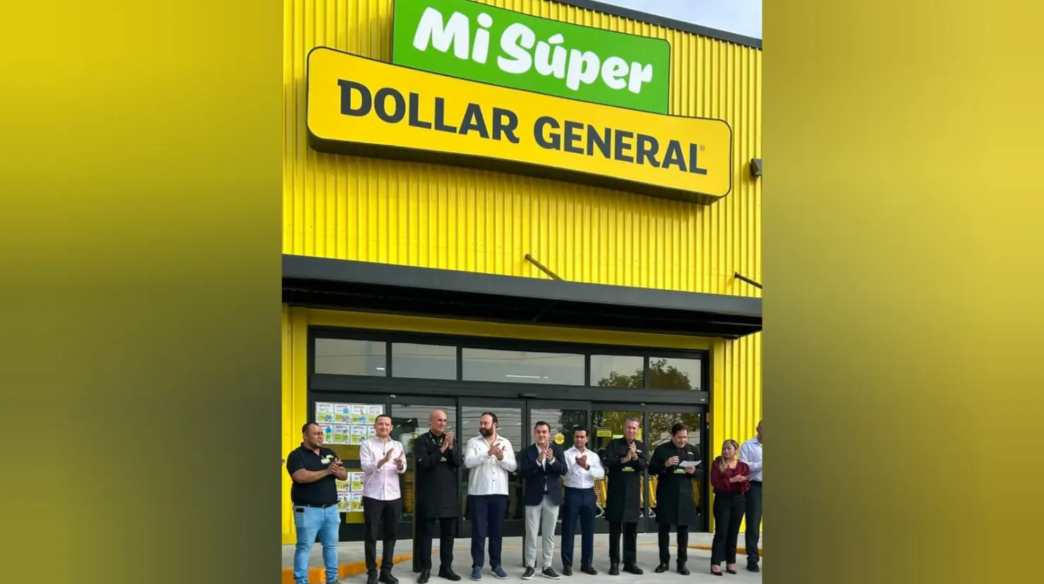 El alcalde de García, Manuel Guerra Cavazos, cortó el listón de inauguración de la tienda Mi Súper Dollar General en la colonia San Blas. Foto: Gobierno de García