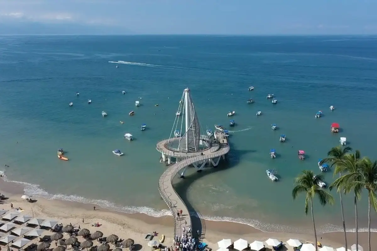 Playa Los Muertos Foto: X(Twitter) @EnriqueAlfaroR