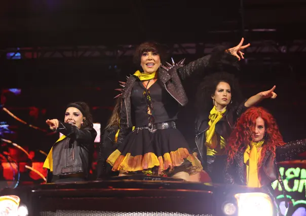 Alejandra Guzmán brilla en la Arena Monterrey