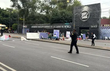 Colectivo trans protesta en CNDH; exigen atención a demandas de personas privadas de la libertad
