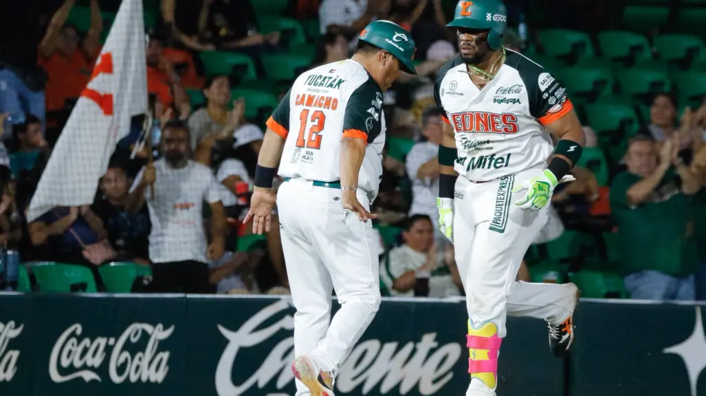 Conspiradores sorprende a Leones de Yucatán y se lleva el primero de la serie