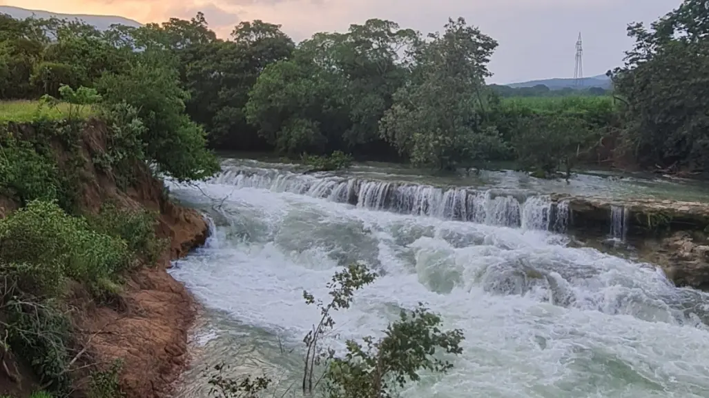 Este mágico lugar en San Luis Potosí es formado por el río que nace en la sierra de Tamaulipas