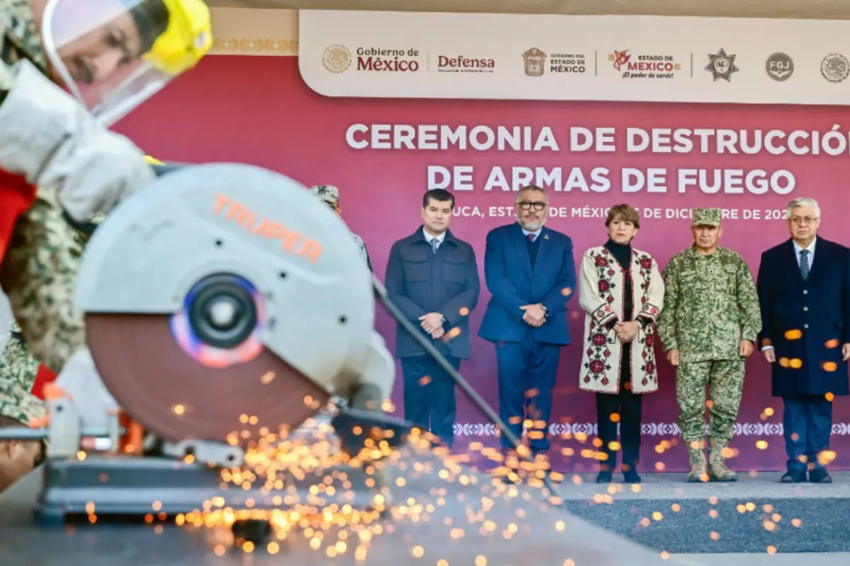 Canje de armas en el Edomex. Foto: X (@rotativodemex)