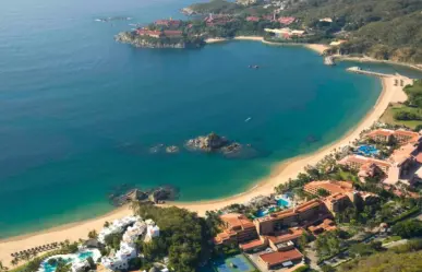 Esta playa de Oaxaca esconde 9 bahías paradisíacas que puedes visitar todo el año