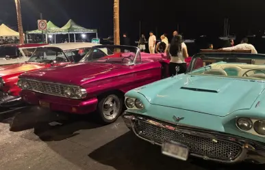 El malecón de La Paz rugió con el Festival de Autos Clásicos 2025