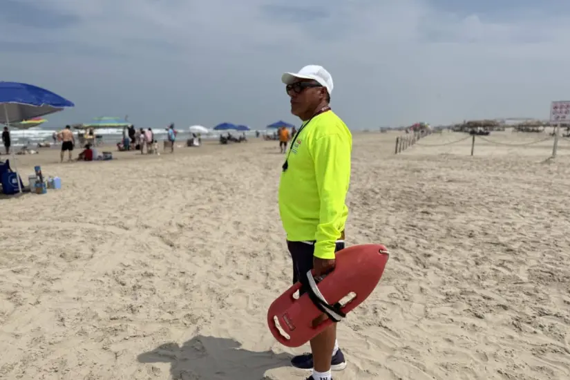 Personal de guardavidas en las playas de Tamaulipas | Foto:  SECTUR Tamaulipas
