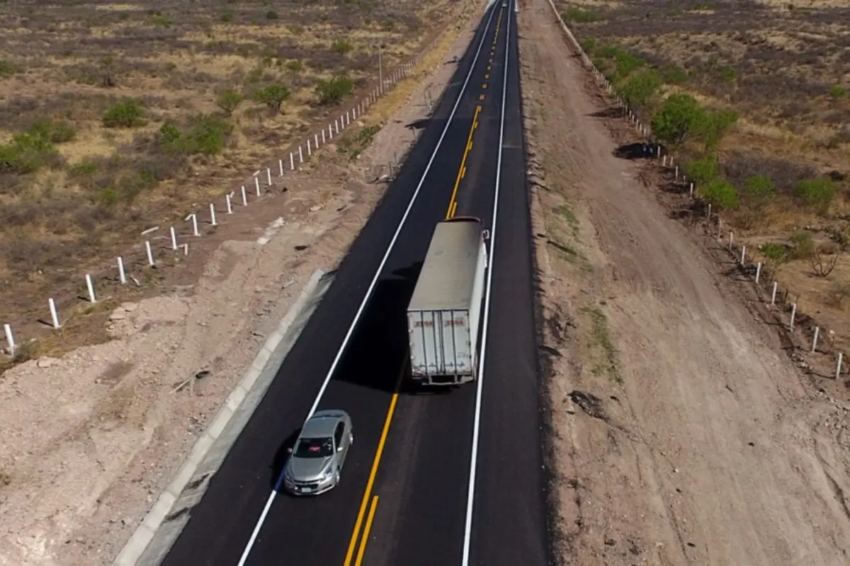 Antes de emprender el viaje, es importante conocer cuáles son las rutas principales, los cruces más transitados y los riesgos que actualmente existen. Foto: Secretaría de Comunicaciones