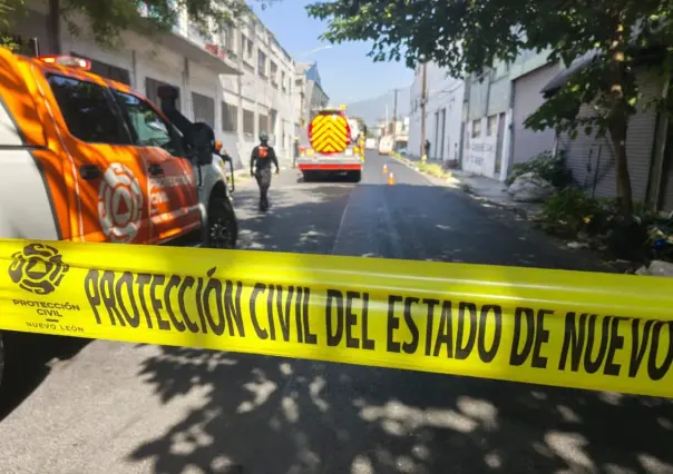 Se registra incendio de bodega en el Centro de Monterrey