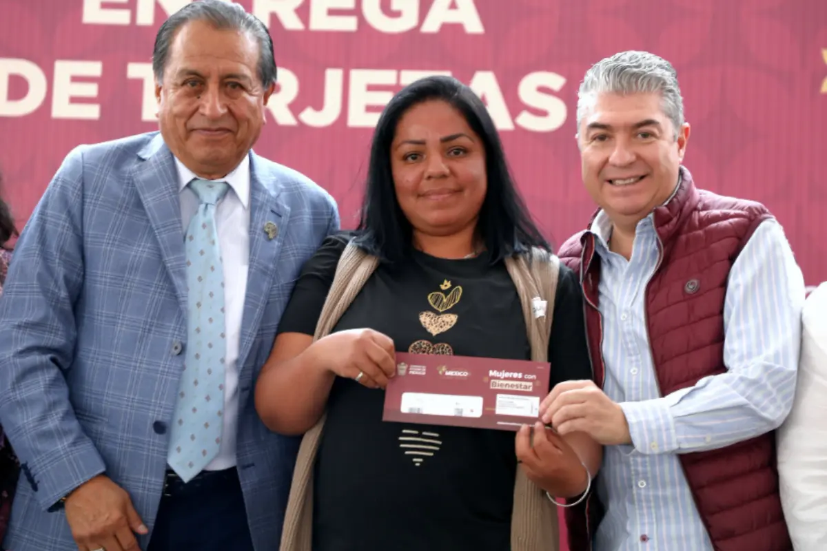 Entrega del apoyo mujeres con bienestar en el Edomex. Foto: X (@BienestarEdoMx)