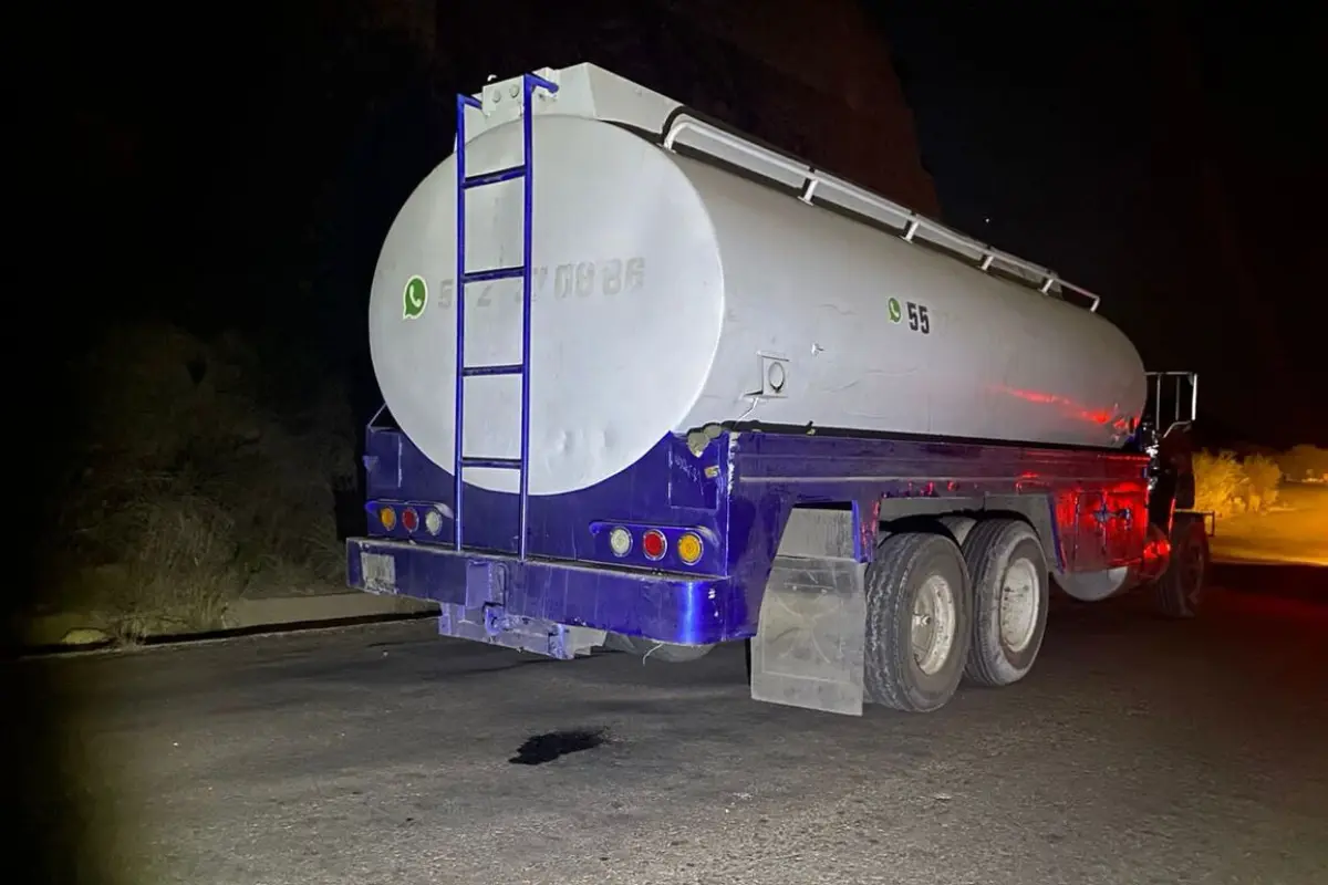 La pipa fue detenida en el municipio de González, Tamaulipas | Foto: ilustrativa