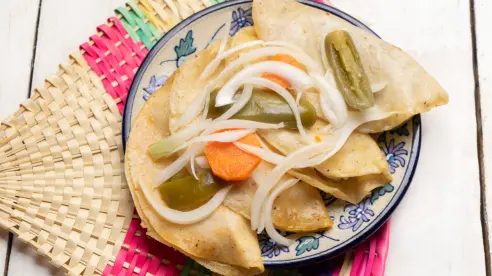 Prepara unos tacos veganos al vapor por menos de 100 pesos, según Profeco