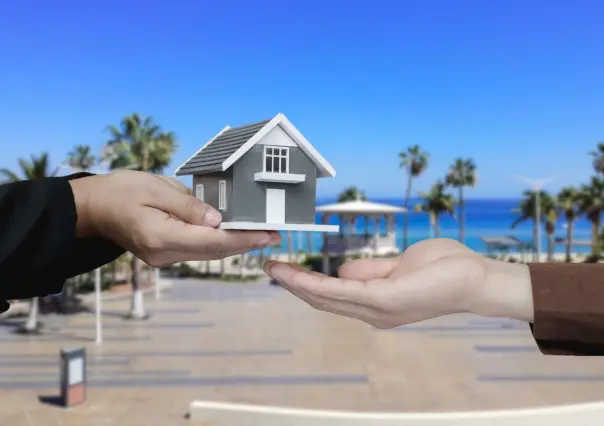 ¿Terminaste de pagar tu casa?  Entregarán escrituras gratis del Infonavit en La Paz