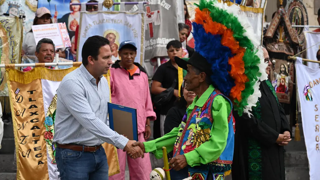 Más de mil danzantes llenan de tradición el Centro de Saltillo con la Matlachinada 2025
