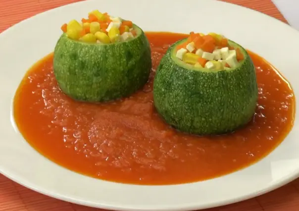 Así puedes hacer unas calabacitas rellenas por 115 pesos, según Profeco