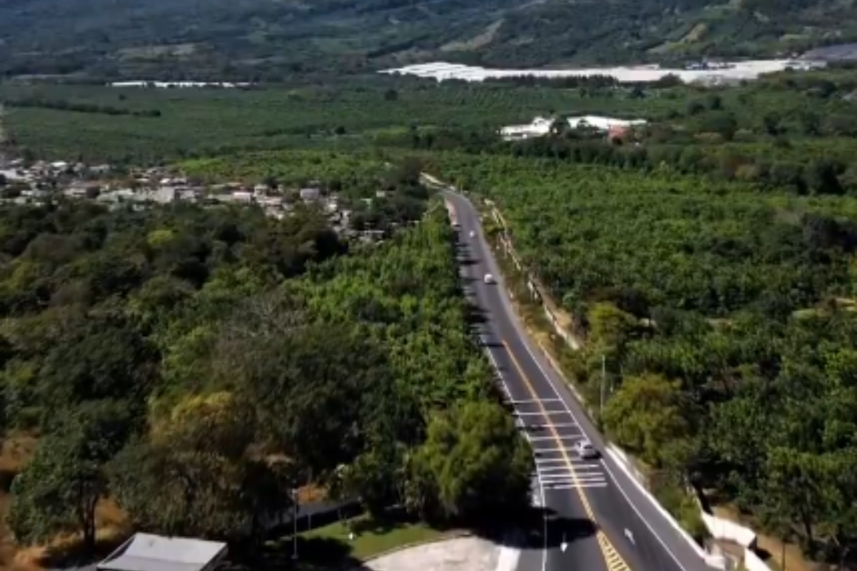 Conductores de Edomex exigen seguridad en la México-Querétaro por asaltos con piedras